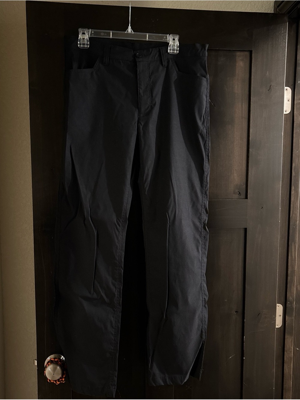 Eddie Bauer Black Men's Straight-Leg Chinos 32x32